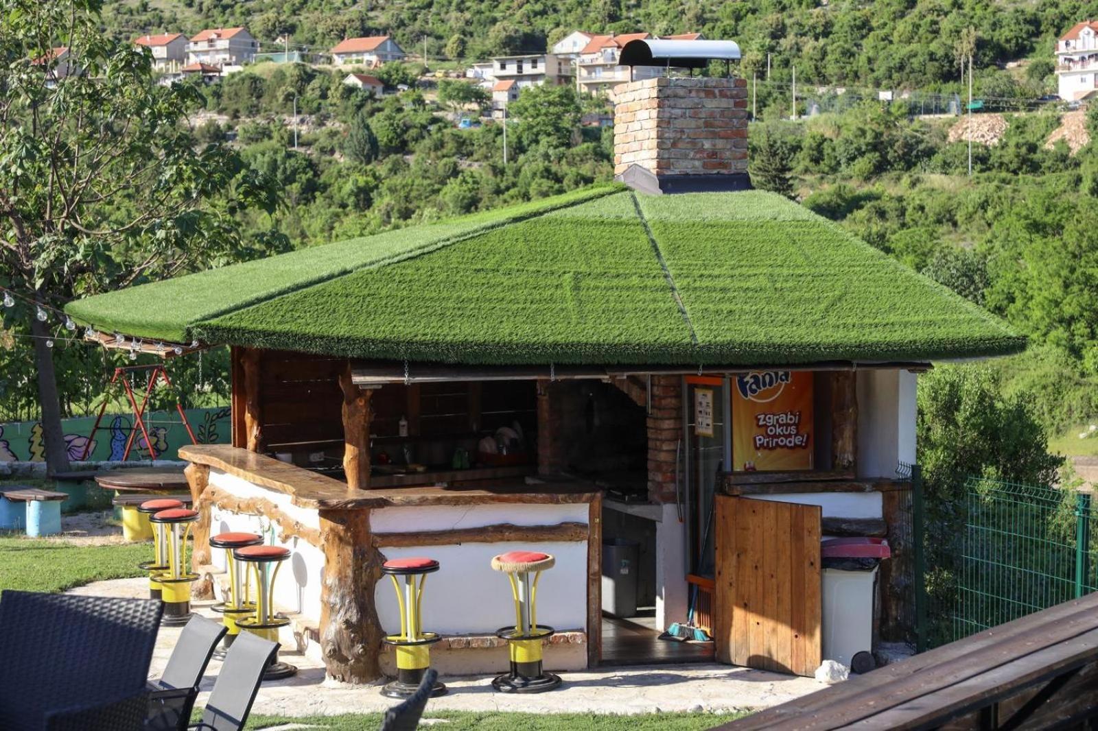 Villa Lyra Trebinje Exteriör bild